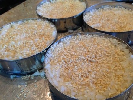 Rice Cakes with sesame seeds