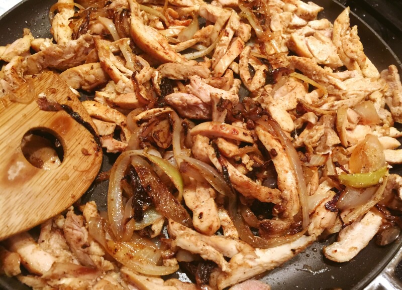 Chopped Chicken Thighs with Grilled Onions