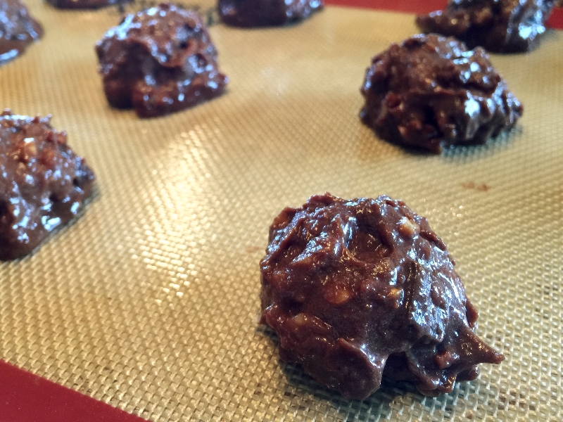 Chocolate Fudge Cookie Mounds